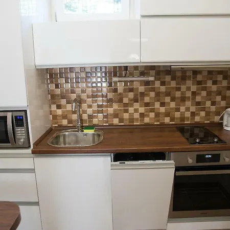 Apartment Zsera Apartman