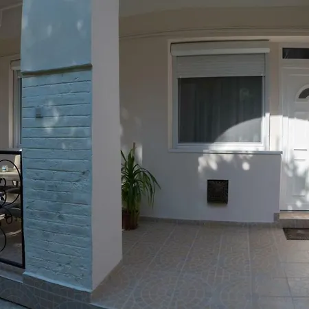 Apartment Zsera Apartman *